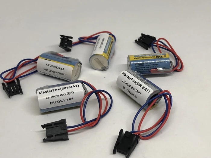 

MasterFire 9pcs/lot New Original Battery For ER17330V MR-BAT CNC 3.6V 1700mah PLC Lithium Batteries with Plugs