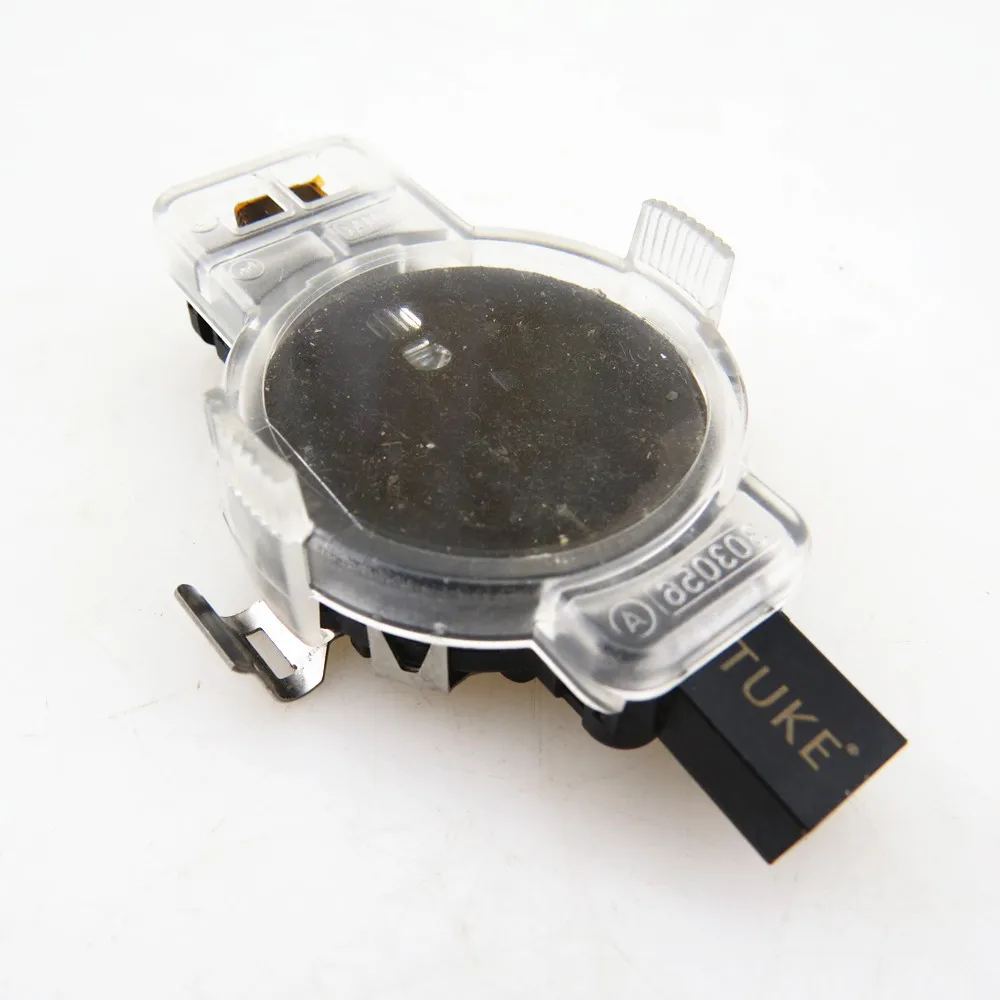 

TUKE Rain Sensor Automatic Wiper Control Switch 8U0 955 559C 8U0 955 559 B For VW Rabbit Golf MK7 A3 A4 A5 A6 Q5 Q3 TT 8U0955559