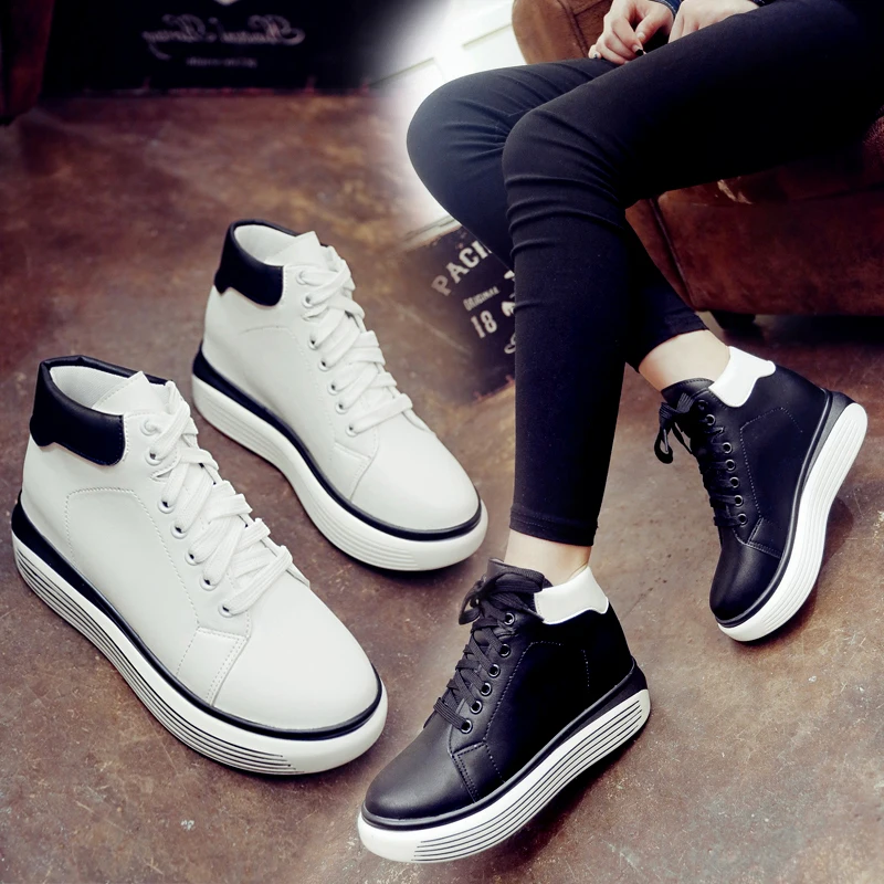 

Special offer every day Korean leisure s help high tide lace white shoes Jogakuin thick soled shoes wind Muffin boots