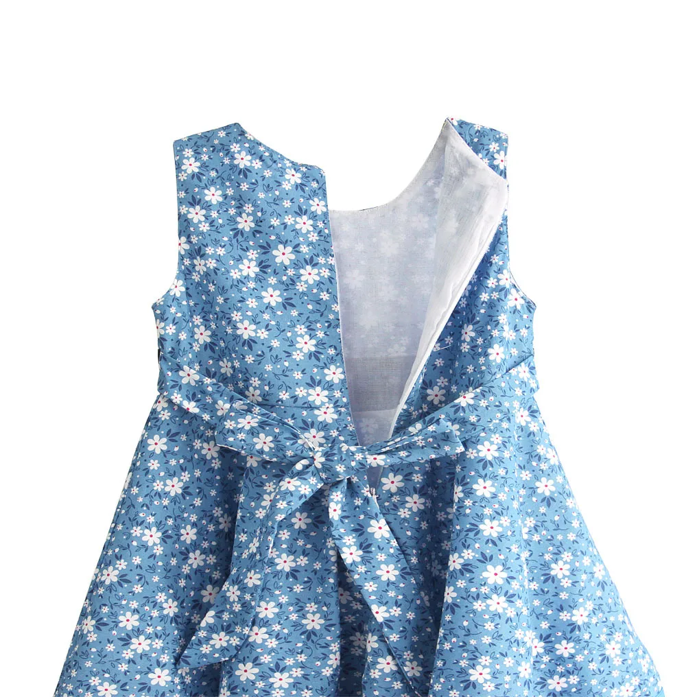 10890242817_696594798