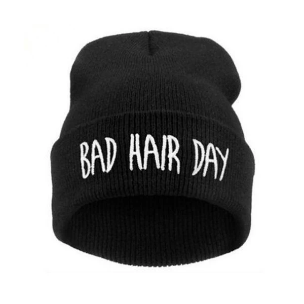 Зимние шапки унисекс для мужчин и женщин, шапка с надписью «Bad Hair Day», Шапка-бини с застежкой сзади, женская вязаная шляпа панка в стиле хип-хоп - Цвет: Black