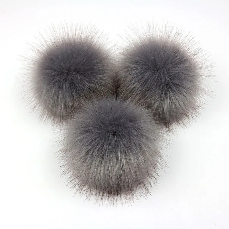 

2Pcs DIY Faux Fur Pom Pom Ball Fur Ball Pom Accessory For Keychain Or Beanie Hat
