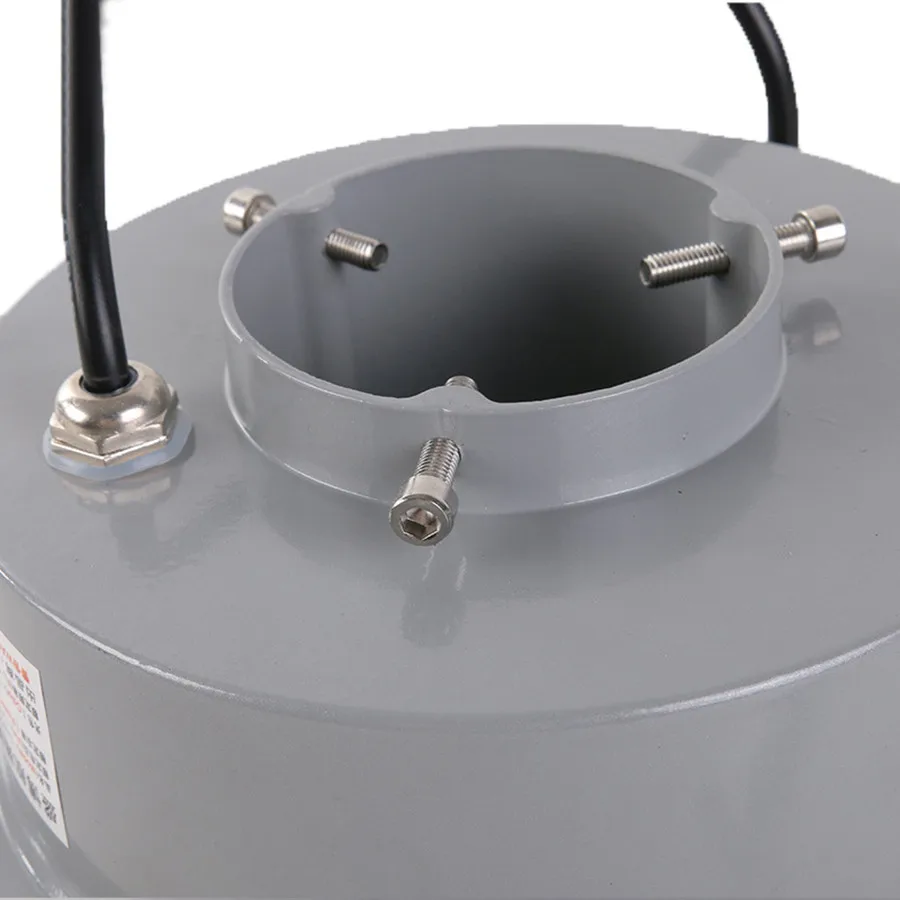 4767429120_876709782