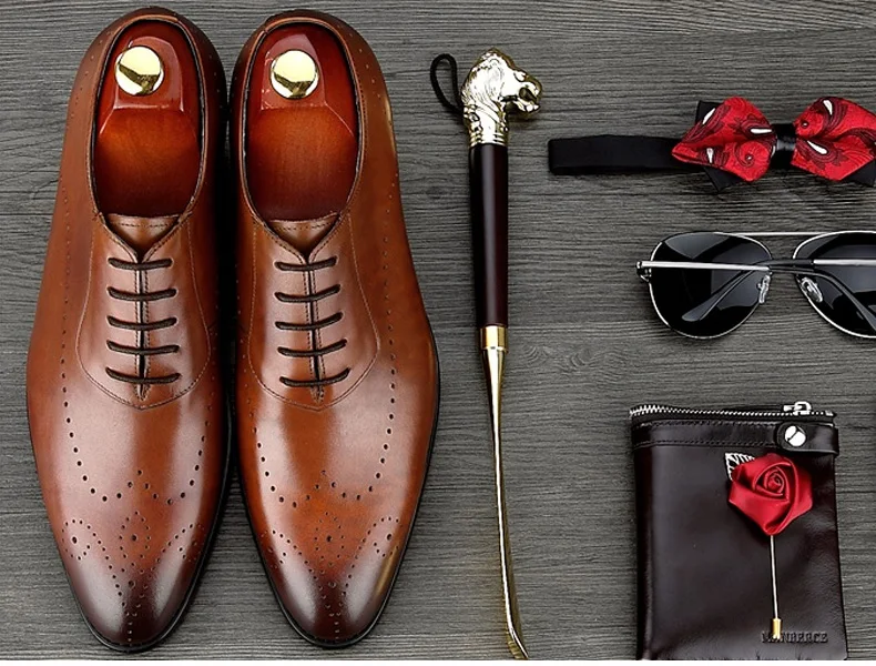 Летние Мужские модельные туфли в британском стиле с острым носком и перфорацией; оксфорды из натуральной кожи; Мужская дышащая обувь с перфорацией типа «броги»; NE42