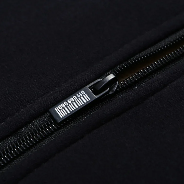 1O6B9008