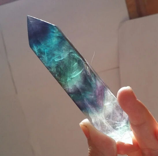 

70g NATURAL Fluorite QUARTZ CRYSTAL WAND POINT HEALING