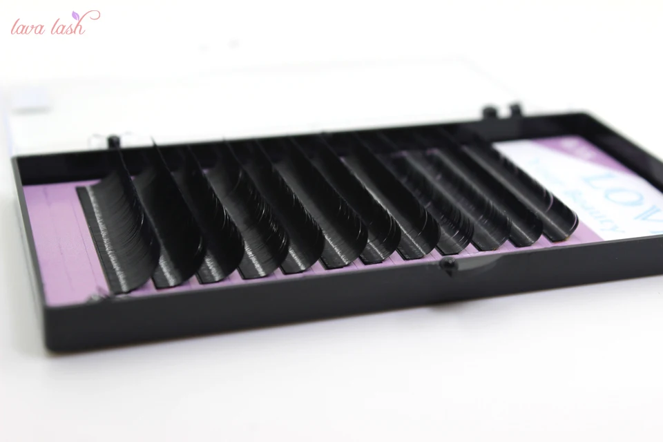 flat lashes