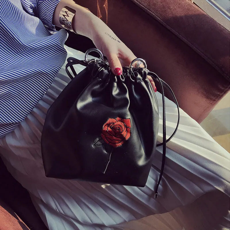 

Fashion Korean Women Mini Bucket Bag Leather Rose Embroidery Chain Drawstring Casual Lady Girls Messenger Shoulder Bags