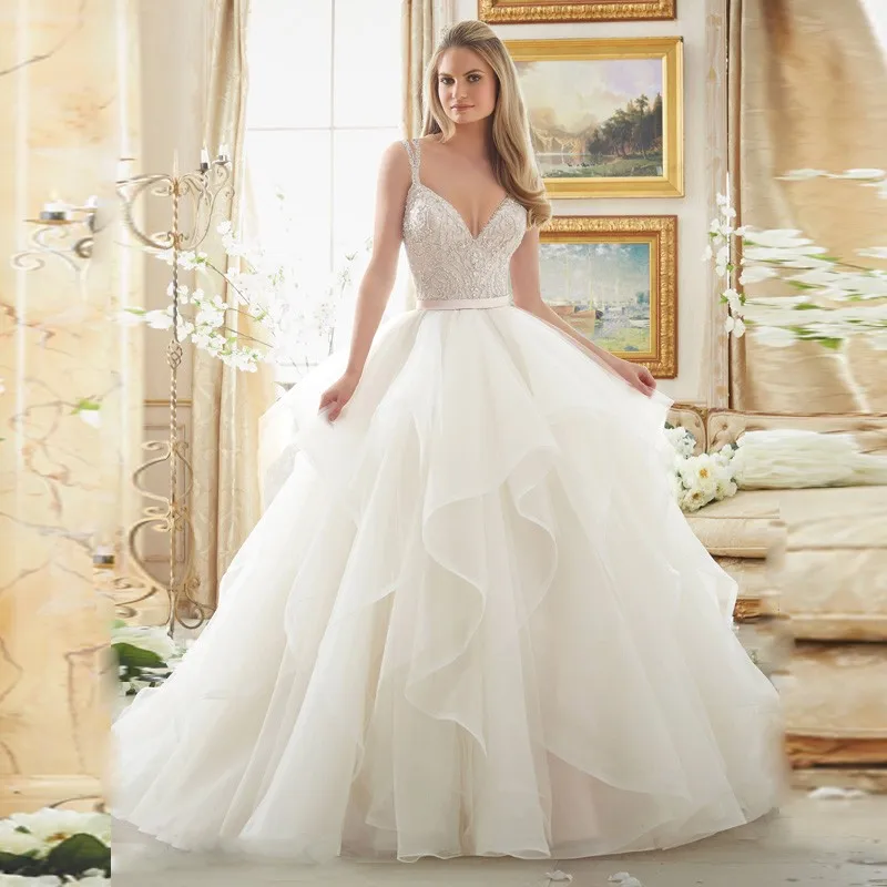 Sexy Bud Silk Condole Belt V Neck Beads Applique Wedding Dresses