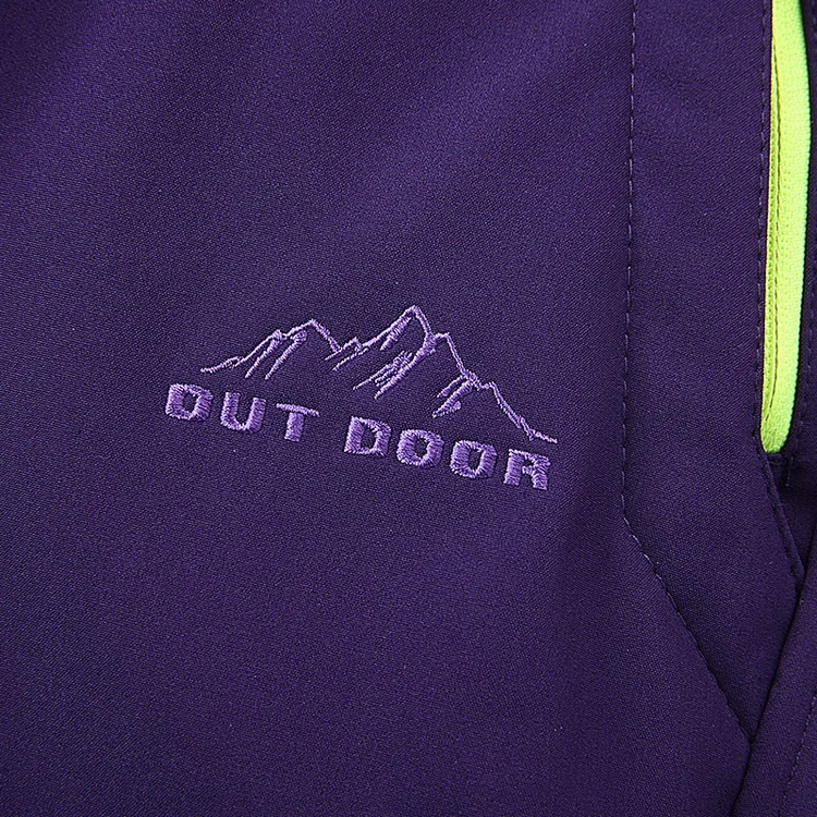 AW130_08