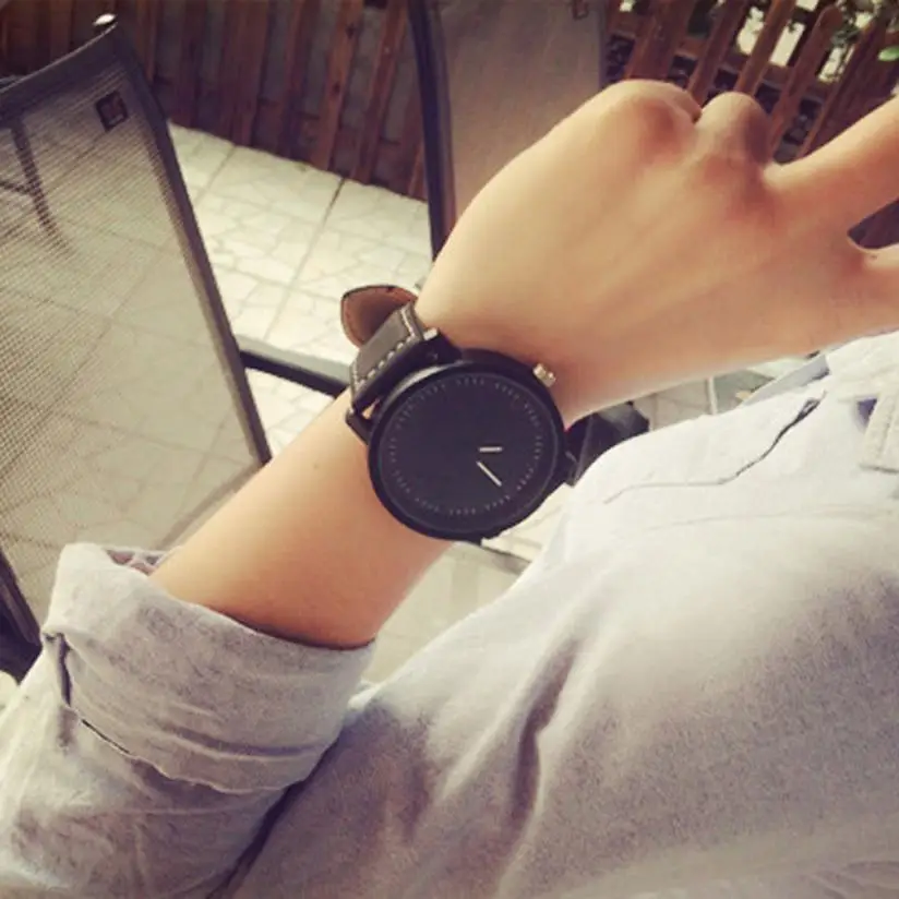 

2017 fashion brand watches Unisex Men Women Black Quartz Analog Wrist Watch Watches for lover casual sport clock luxury gift