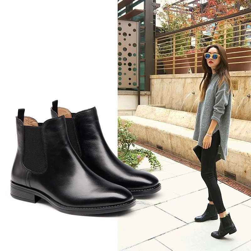 Best chelsea boots women Stacked heels, pointed toes, and luxe leather makes these top 10 Chelsea boots for women the perfect pairing to your favorite denim or leather legging. Although our pedicures have been on full display while the temperatures have been high, we’ve rediscovered the stylistic simplicity of slipping on a pair of boots.