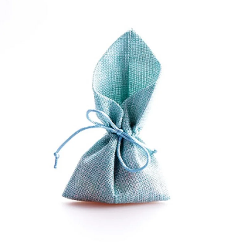 

Free Shipping 14x25cm 10pcs/lot Special Triangle Jute Bags Fashion Jewelry Display Frabic Pouches for Christmas Gifts Packaging