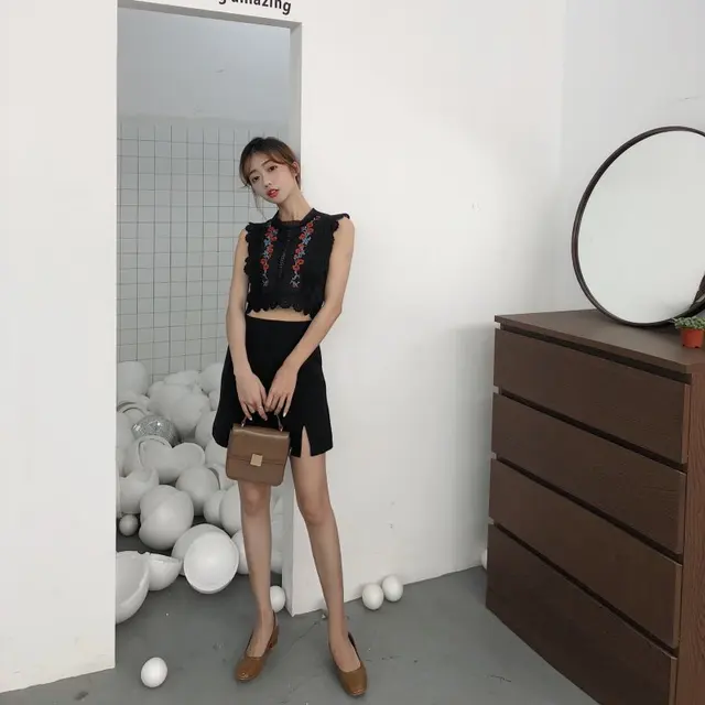 Damska koronkowa kamizelka bez rękawów Casual Tank bluzka w stylu Vintage haft koronki na co dzień miękkie topy kobiet Ma457 tanie tanio Kobiety Poliester COTTON Szyfonowa Tank tops REGULAR Floral women tank tops Mairuker women summer tank tops polyester chiffon Damska koronkowa kamizelka bez rękawów Casual Tank bluzka w stylu Vintage haft koronki na co dzień miękkie topy kobiet Ma457 tanie tanio Kobiety Poliester COTTON Szyfonowa Tank tops REGULAR Floral women tank tops Mairuker women summer tank tops polyester chiffon
