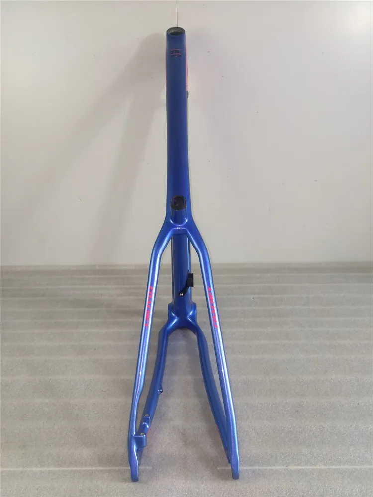 Top FREE DUTY TAX Full Carbon MTB Frame in 27.5er 650B or 29er in Size 15"/17" with rear through Axile 148x12mm Post Headset 900g 4 Top FREE DUTY TAX Full Carbon MTB Frame in 27.5er 650B or 29er in Size 15"/17" with rear through Axile 148x12mm Post Headset 900g 4