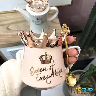 

2019 new style Nordic Golden Creative Crown Mark Pink Girl Heart Breakfast Coffee Ceramic Cup with Covered Spoon mugs