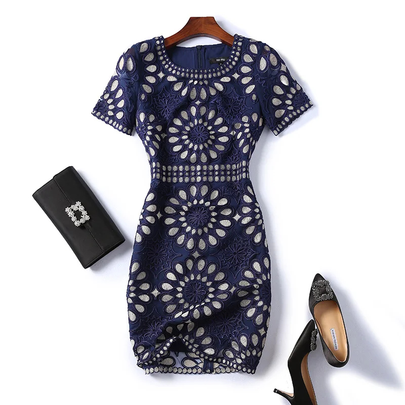 

Hot Sale Women Flower Embroidery Dress Fashion O-Neck OL Work Dresses D4180