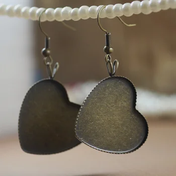 

Blank Ear Wire Clip Hook Earrings Settings with 25mm Heart Bezel Resin Cabochons Bases DIY Findings Multi-color Plated