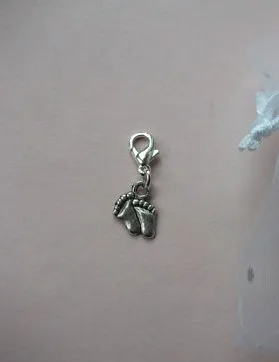 

Vintage Silvers BABY FEET Clasp Clip Charms Pendants For Bracelet Necklace Fashion Jewelry Making DIY Accessories 100PCS Z2321