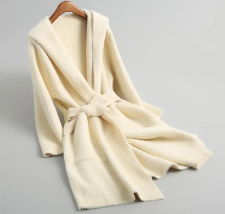 Женское однотонное пальто с длинным рукавом и поясом, зимнее теплое вязаное пальто, женские элегантные теплые бархатные куртки с капюшоном со стразами