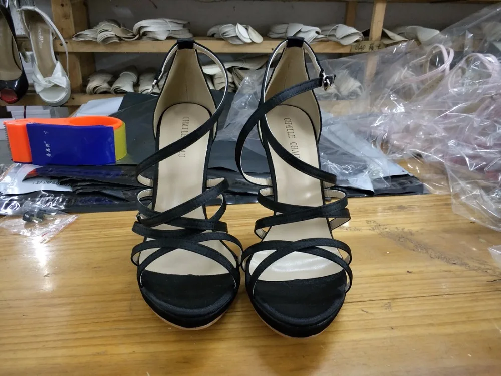 Пикантные атласные вечерние женские сандалии с открытым носком на шпильке с ремешком на щиколотке в римском стиле; Riemchensandalen Brautschuhe Abendschuhe Fete YJ0640A-4d