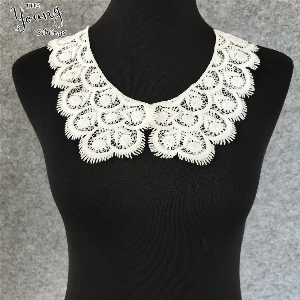 New arrive white hollow out Embroidery lace applique Neckline Fabric ...