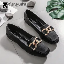 Брендовые дизайнерские туфли на плоской подошве с металлической цепочкой; женские туфли без задника в британском стиле; женские лоферы с квадратным носком и цепочкой; обувь из органической кожи на толстой подошве; большие размеры; c845