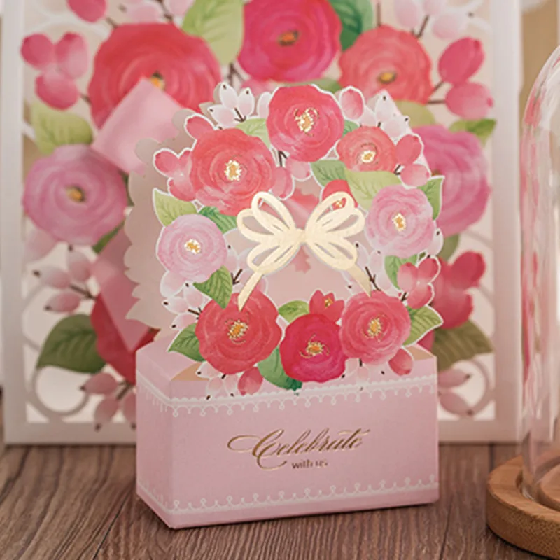 

20pcs/lot Exquisite Pastoral Style Favors and Gifts Wedding Decor Laser Cut Flowers Paper Candy Box For Guest Party Supplies