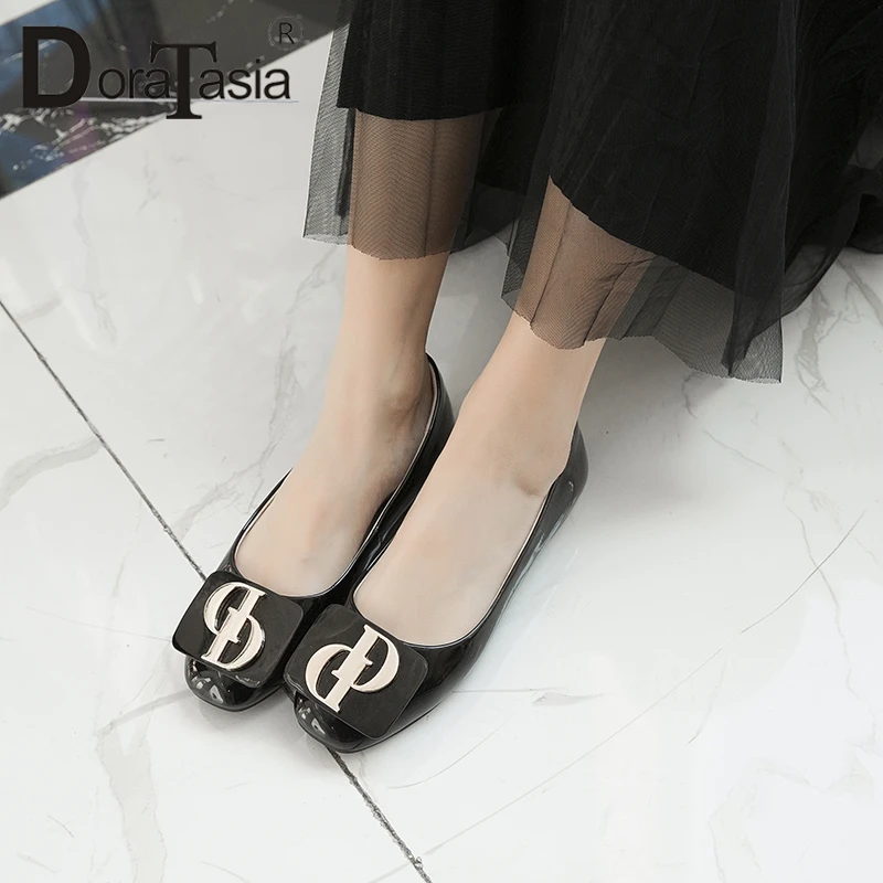 

DoraTasia New Elegant Decorating Women Mary Janes Flats 2019 Large Size 34-41 Breathable Leather Inside Casual Shoes Woman
