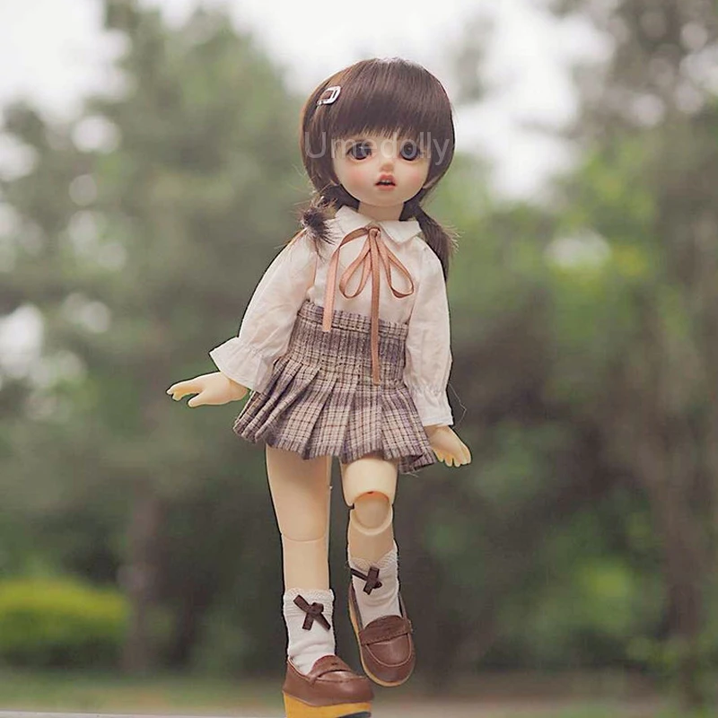 

1 Set Preppy Style Suit Long-Sleeve Shirt + Socks + Pleated Skirt for 1/6 BJD Doll Clothes Accessories