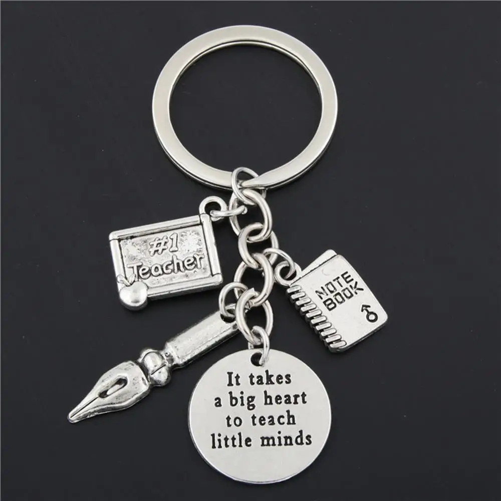 

Personalized Keychain Engraved For Mother Father Teacher Gift Keyring Zinc alloy key holder Accessory