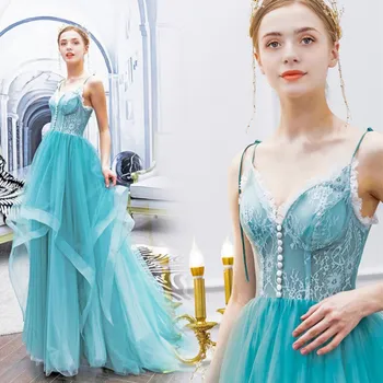 

2019 Fairytale Prom Dresses Green Tulle Lace Button Prom Gowns A Line Strapless Gown Vestidos Formal Party Dress Robe De Soiree