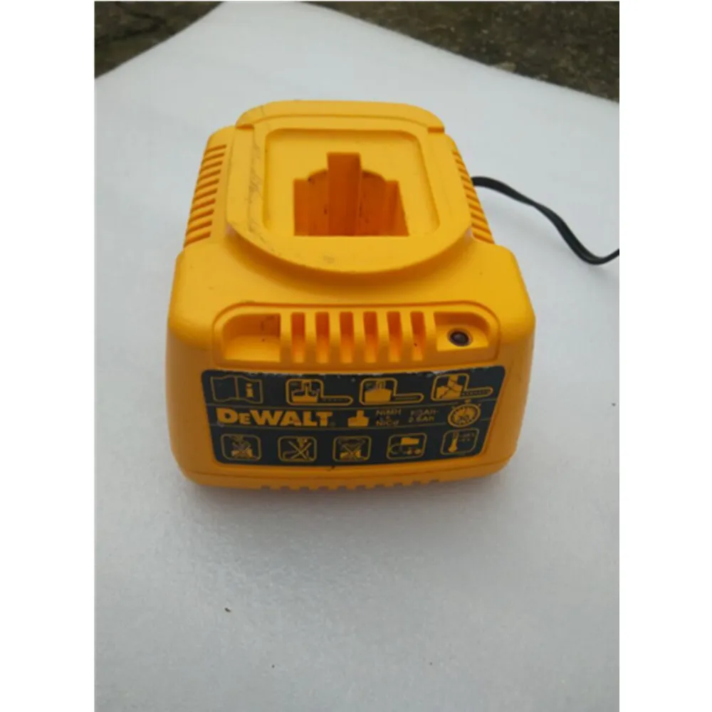 Dewalt De9130 220v 7.2v-18v Ni-cd 