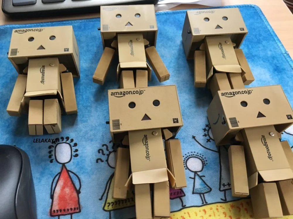 

1pcs Revoltech Danbo Mini Japan anime toy Danbor Japan Box Version Figure LED Light High Quality free shipping