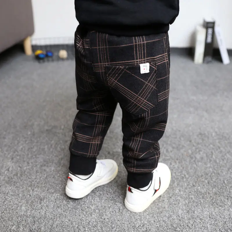 Koop INS hot baby jongens broek 1 5 jaar kinderen broek zak fluwelen broek lente en autummn Winter warm kindje meisjes broek alle seizoen