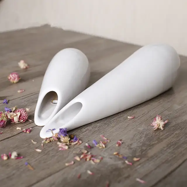 White Modern Ceramic Wall Vase Piece Set Drop Style Flower Wall