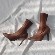 Эластичные носки; женские ботинки; вязаные носки; облегающие сапоги на тонком каблуке; ботинки средней высоты; женские ботильоны с острым носком; сезон осень-зима