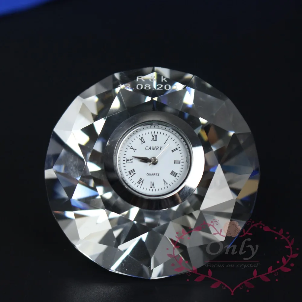 

Free shipping 30 pcs/lot Customized Name and Date Engraving Brightly Crystal Diamond Clock as Diamond Anniversary Gifts Favor
