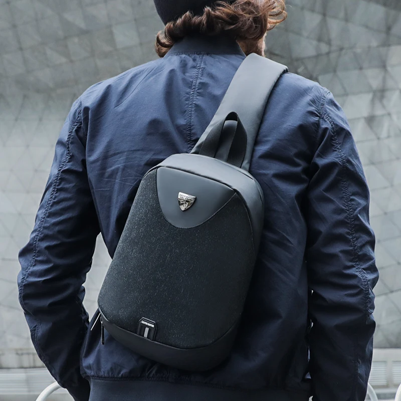 

ARCTIC HUNTER Fashion Preppy Style Crossbody Bags men casual messenger bag iPad Small Brand Designer Male Shoulder Bag 2018 New
