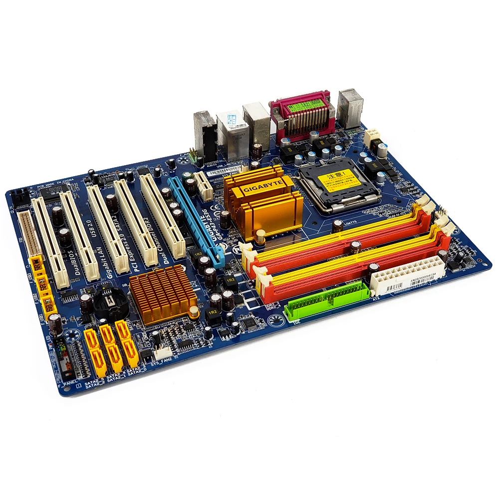 جيجابايت GA-P43-ES3G REV 1.0 سطح اللوحة P43-ES3G P43 المقبس LGA 775 ل النواة 2 DDR2 16G ATX الأصلية المستخدمة اللوحة جيجابايت GA-P43-ES3G REV 1.0 سطح اللوحة P43-ES3G P43 المقبس LGA 775 ل النواة 2 DDR2 16G ATX الأصلية المستخدمة اللوحة
