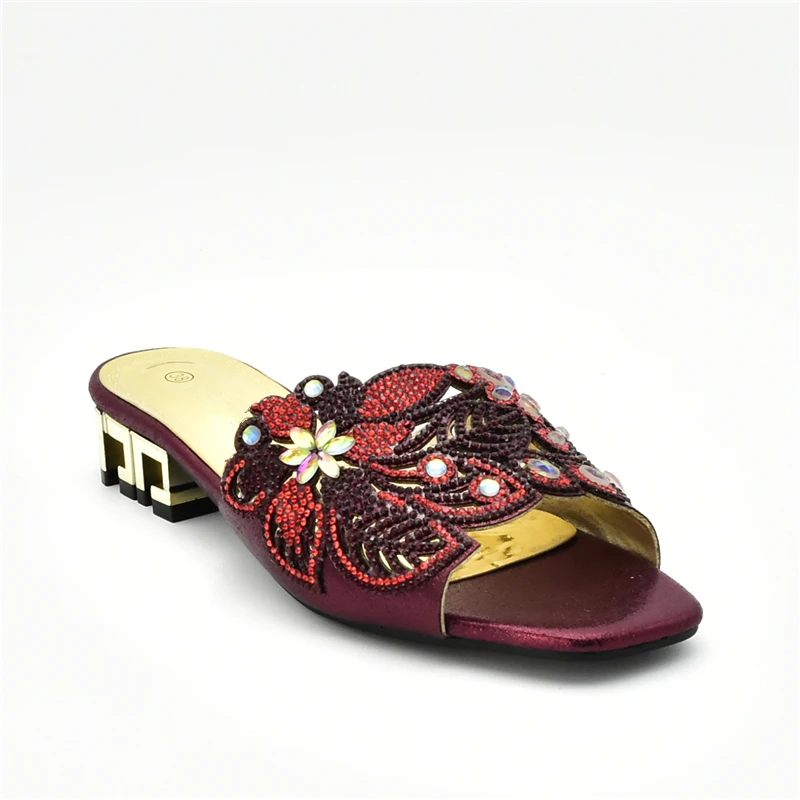 Обувь вечерние и свадебные дизайнерские туфли г. Роскошная женская обувь с кристаллами(1 см-3 см) sandalias rasteiras femininas - Цвет: Wine