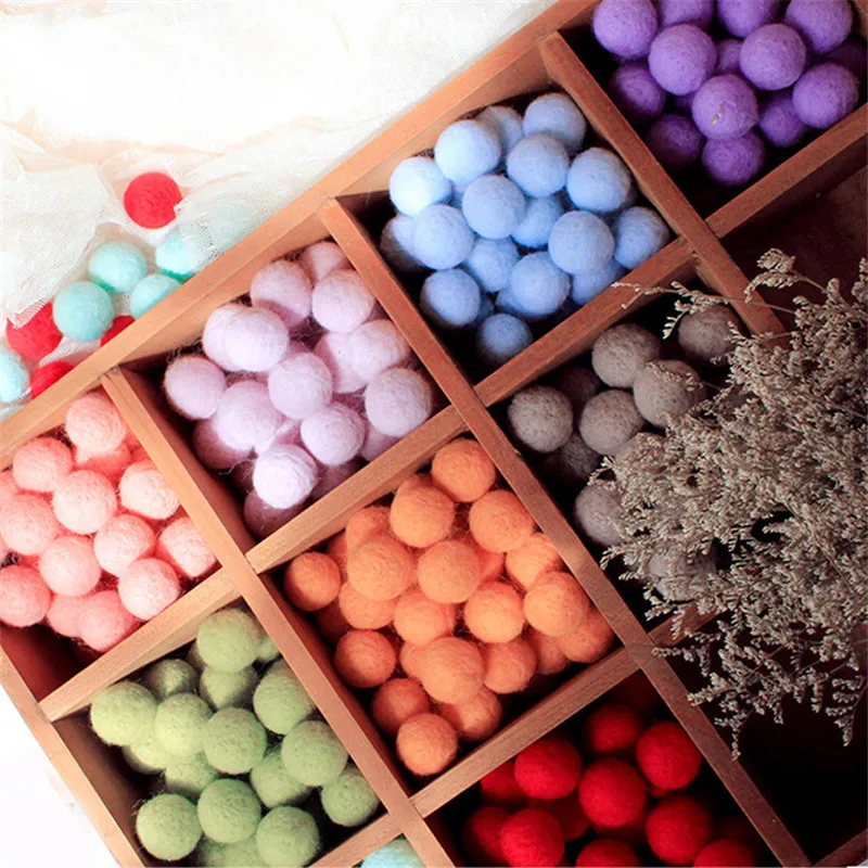 Wholesale(80 pieces/lots)Wool Felt DIY Craft Ball Design for Pendant Accessories 2cm