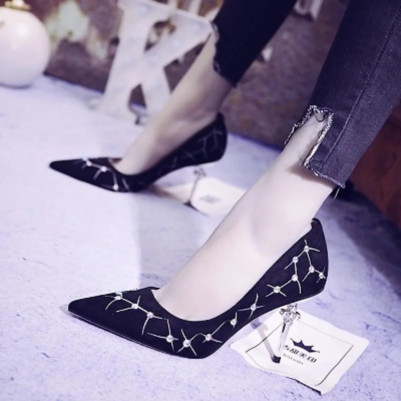 

2018 spring and summer new rhinestone pointed embroidered color matching stiletto sexy women's shoes shallow mouth.