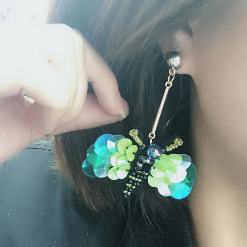 

Fashion Long Bee Animal Earrings Woven Sequined Beaded Drop Earring For Woman Long Colorful Dangle Earrings Jewelry EH037