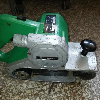 Hitachi sb 2024 110 belt sander