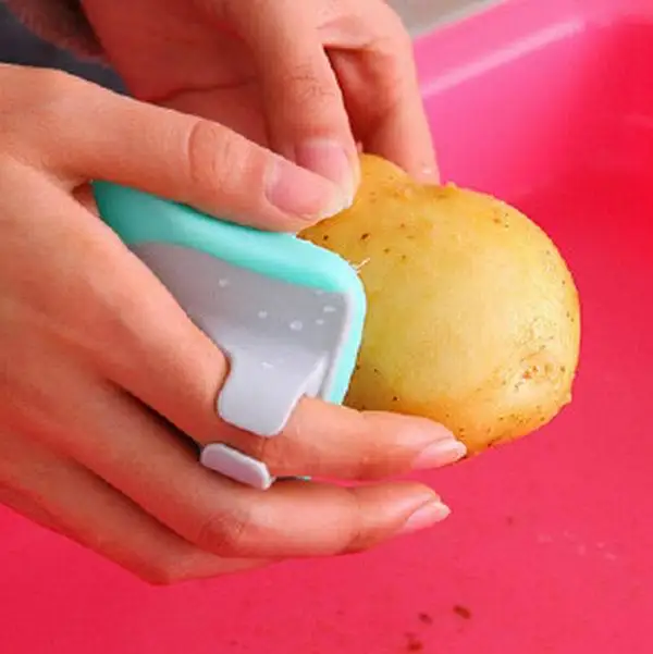

New Brush Mini Fruits And Vegetables Fruit Cleaning Brush Does Not Hurt Potato Radish