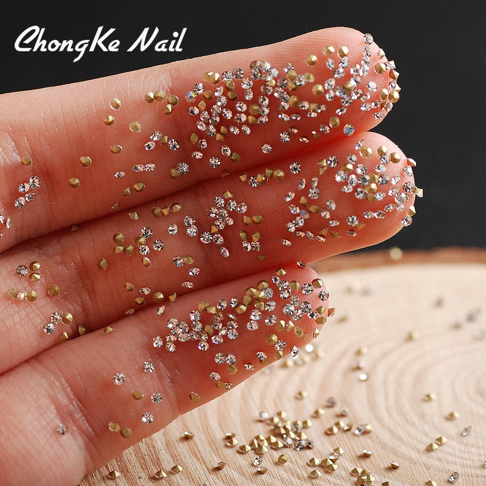 

Hisenlee 1440pcs/Pack 1.3mm Mini Micro Tiny Pixie Crystal Clear Glass Rhinestones Nail Art Manicure
