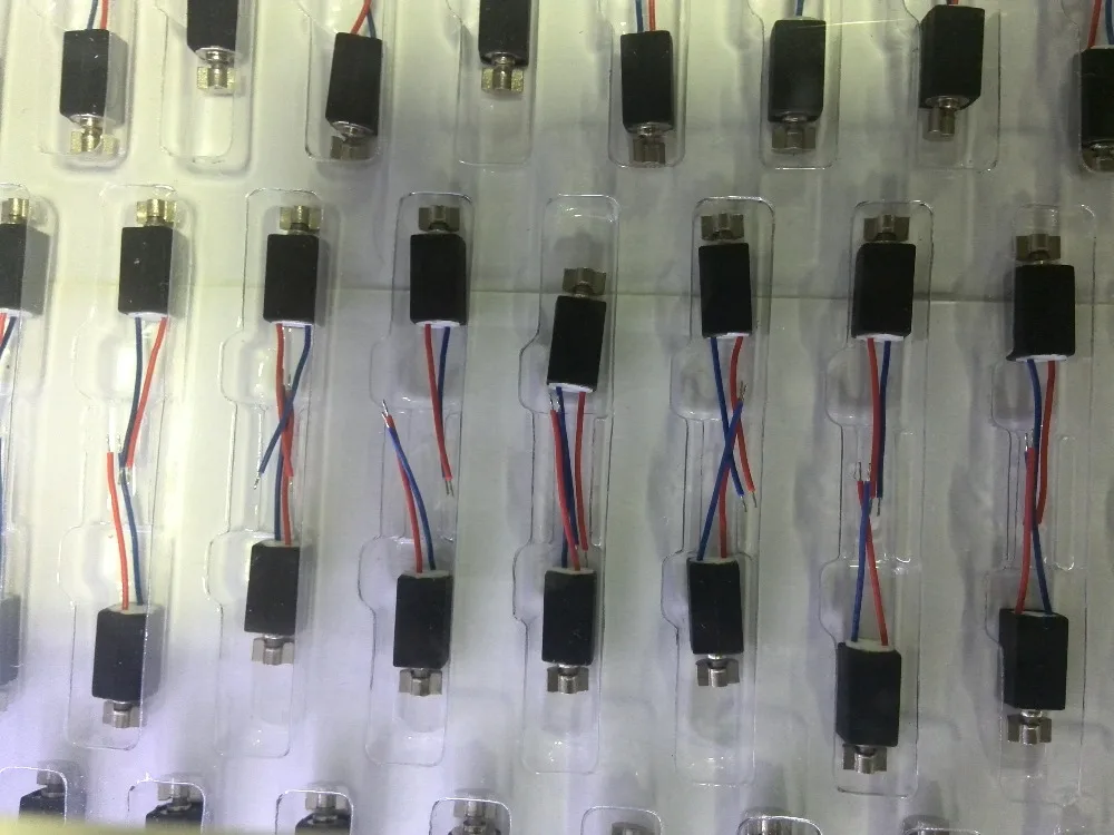 100 piezas de Motor vibrador unids de baja potencia 4*8mm Mini motor DC 4x8mm vibrador buscapersonas micro motor para robótica juguetes Robot Bristlebot DIY 100 piezas de Motor vibrador unids de baja potencia 4*8mm Mini motor DC 4x8mm vibrador buscapersonas micro motor para robótica juguetes Robot Bristlebot DIY