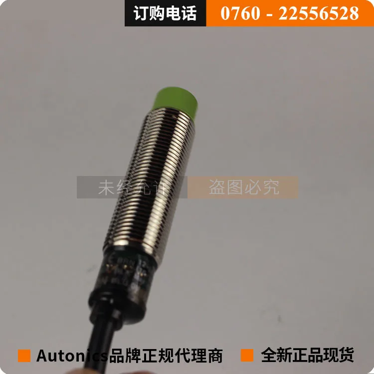 

original authentic Autonics PRL12-4DN PRL12-4DP Inductive Proximity Switch Sensor