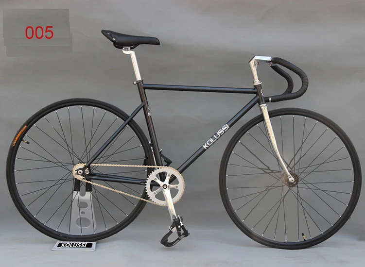 living on the road on a bicycle